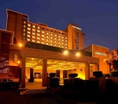 사우스 델리 호텔 에로스 호텔 뉴델리 네루 플레이스 - 스카이스캐너