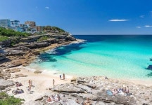 시드니 호텔 본다이 비치까지 도보 5분 거리의 현대적인 비치 스튜디오 - 스카이스캐너