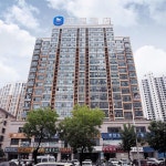 신양 호텔 Qianxi Hotel (Xinyang Railway Station) - 스카이스캐너