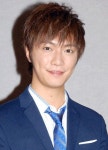 成宮寛貴、香港でゴキブリ集団に悩まされる | ORICON NEWS 成宮寛貴、香港でゴキブリ集団に悩まされる