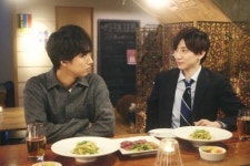 『ハマ蹴り』香取（京本大我）、紘一（藤ヶ谷太輔）に抱きつく　子犬っぷりに反響「切ない表情からのギャップすごい」「かわいすぎ」... 