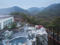 상품상세정보 [우등버스｜온천호텔 1박｜인솔자 동반] 덕구온천 즐기기, 대게 및 회정식 제공