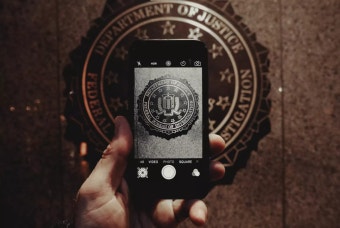 FBI, 사건 발생 이틀 만에 트럼프 저격범 휴대전화 잠금 해제 > 뉴스/신제품 | 쿨엔조이