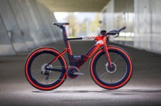 BMC, 레드불과 함께 가장 빠른 자전거 출시 - New Dossa - BMC, 레드불과 함께 가장 빠른 자전거 출시