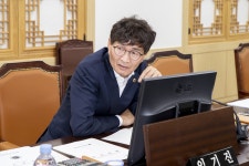 위원회사진 > 경상북도의회 행정보건복지위원회