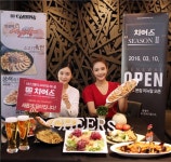 생맥주 전문점 치어스, 5년만에 본점 리뉴얼 오픈 - 아시아경제