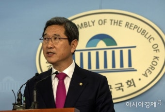 [포토] 김학용, 원내대표 출마선언 - 아시아경제 [포토] 김학용, 원내대표 출마선언