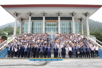유진섭 정읍시장, 민선 7기 1주년 기념식 개최 - 아시아경제 유진섭 정읍시장, 민선 7기 1주년 기념식 개최