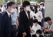 [포토] 빈소 향하는 김영주 의원 - 아시아경제