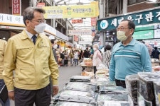 광진구, 코로나19 확진자 방문 업소 피해 영업 손실 보상 - 아시아경제