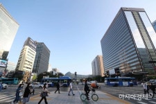 [포토]가을 하늘 아래 - 아시아경제 [포토]가을 하늘 아래  - 아시아경제