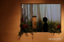 [포토]모란꽃 향기 가득 - 아시아경제 [포토]모란꽃 향기 가득