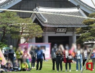 靑 춘추관이 공연장으로 탈바꿈…시각장애인오케스트라가 주인공 - 아시아경제