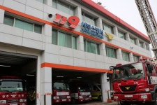 광주 서부소방서, 비상구폐쇄 등 불법행위 점검 - 아시아경제 광주 서부소방서, 비상구폐쇄 등 불법행위 점검