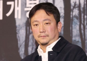 '파묘' 장재현 감독, 74회 베를린영화제 참석 - 아시아경제
