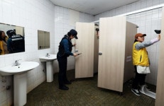 노원구, 학원가 주변 공중화장실 등 불법촬영기기 민·관·경 합동 점검 - 아시아경제