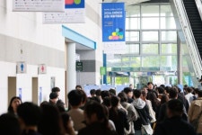 [르포]"대기업이 보증한다"…협력사 지원사격 나선 큰형님들