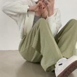 크림치즈마켓 극편함 오버 와이드 트레이닝 팬츠 - pt