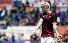 Chelsea: Roma midfielder Radja Nainggolan will consider important Blues offer | IBTimes UK Chelsea: Roma midfielder Radja... 