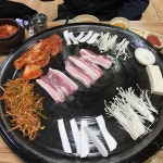 돼지꿈꾸던날 - 수원 삼겹살, 솥뚜껑삼겹살 맛집 - 다이닝코드