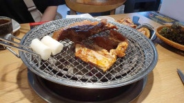 명륜진사갈비 연희점 - 연희동 돼지갈비, 숯불양념 맛집 - 다이닝코드