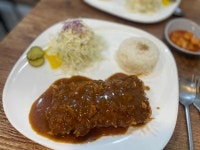 아찌수제돈까스 - 통영 돈까스, 콘치즈 맛집 - 다이닝코드