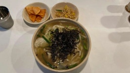 엄마손칼국수 - 대흥역 칼국수, 칼만두 맛집 - 다이닝코드