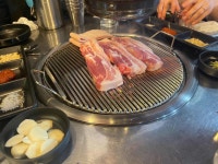 추억의연탄구이 - 이태원 삼겹살, 선지해장국 맛집 - 다이닝코드