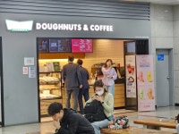 크리스피크림 창원중앙역점 - 창원 글레이즈, 도넛 맛집 - 다이닝코드