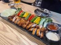 누구나홀딱반한닭 수원화서점 - 수원 치킨, 쌈 맛집 - 다이닝코드