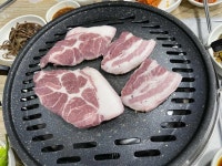 월산식육식당 - 지리산 흑돼지, 흑돼지삼겹살 맛집 - 다이닝코드