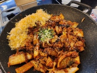 삼산회관 신당점 - 신당역 돼지김치구이, 김치찌개 맛집 - 다이닝코드