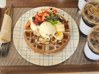 카페율리 - 증평 와플, 카페 맛집 - 다이닝코드