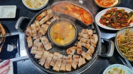 신의주부대찌개 서울시청점 - 서울시청 삼겹살, 무한리필삼겹살 맛집 - 다이닝코드