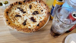 리틀에마스 - 공덕 화덕피자 맛집 - 다이닝코드