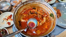 가평애향식당 - 춘천 동태탕, 만두전골 맛집 - 다이닝코드