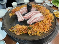 봉덕이생삼겹살 - 수원 삼겹살, 콩나물 맛집 - 다이닝코드