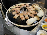 통돼지집 - 종로3가 삼겹살, 솥뚜껑삼겹살 맛집 - 다이닝코드