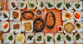 오대산 민속식당 - 오대산 산채정식, 나물 맛집 - 다이닝코드