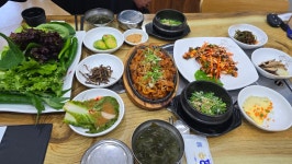 웰빙우렁이쌈밥 포항점 - 포항 쌈밥, 우렁이쌈밥 맛집 - 다이닝코드