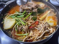 24시뼈다귀탕 동홍점 - 서귀포 뼈다귀해장국, 감자탕 맛집 - 다이닝코드