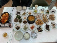 마곡사귀빈식당 - 공주 나물, 산채정식 맛집 - 다이닝코드