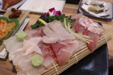 홍매회수산 - 용산동 횟집, 방어회 맛집 - 다이닝코드
