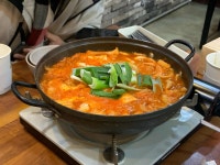 더애월 흑돼지김치찌개 두루치기 전문점 - 애월 두루치기, 흑돼지두루치기 맛집 - 다이닝코드