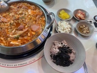 킹콩부대찌개 성수뚝섬점 - 성수 부대찌개, 라면 맛집 - 다이닝코드
