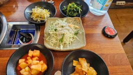 청담찌개마을 솥뚜껑삼겹살 - 부천 동태탕, 솥뚜껑삼겹살 맛집 - 다이닝코드
