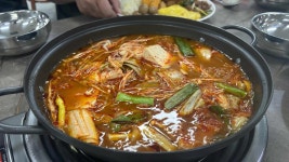 통큰김치찌개 - 구로디지털단지 김치찌개 맛집 - 다이닝코드