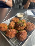 모터시티바이매니멀 - 이태원 피자, 디트로이트피자 맛집 - 다이닝코드