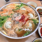 황새골손칼국수 - 숭실대 닭한마리, 만두전골 맛집 - 다이닝코드