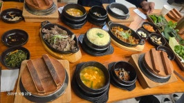 기와집 - 철원 제육쌈밥, 쌈밥 맛집 - 다이닝코드